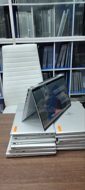 Laptop HP EliteBook 1040 G8 32GB Intel Core i7 SSD 512GB