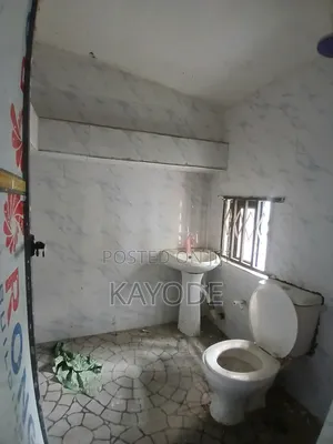 3bdrm Bungalow in Abraham Adesanya Estate for rent