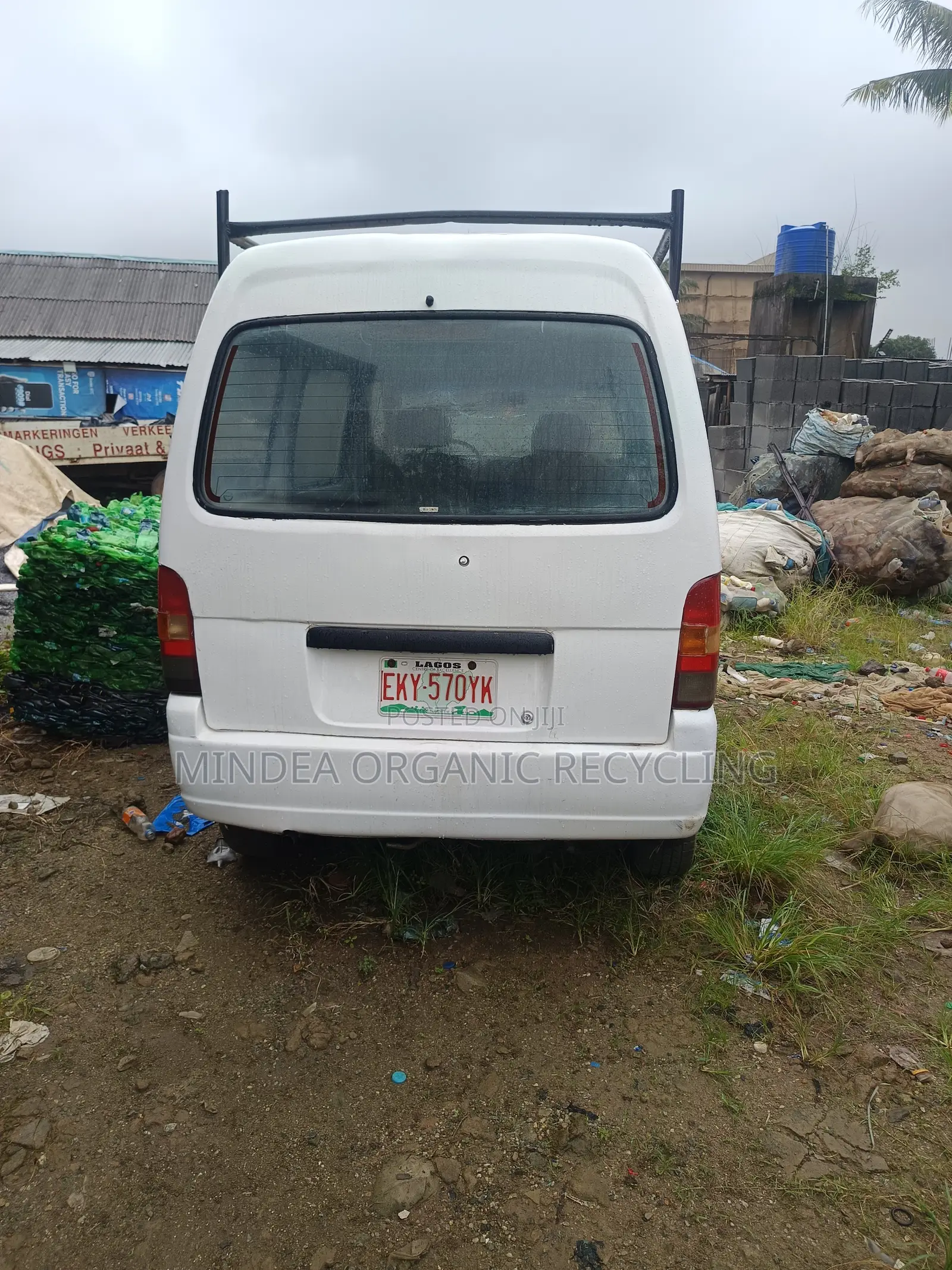 Suzuki Every 2010 White