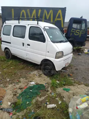 Suzuki Every 2010 White