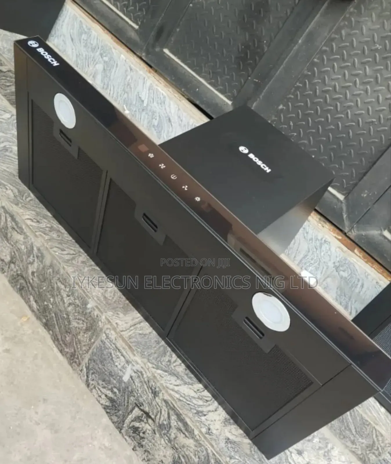 German Design BOSCH T-Shape 90CM Automatic Handwaved Heat Extractor