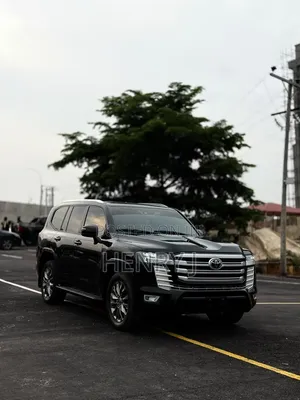 Toyota Land Cruiser 3.5 V6 2022 Black