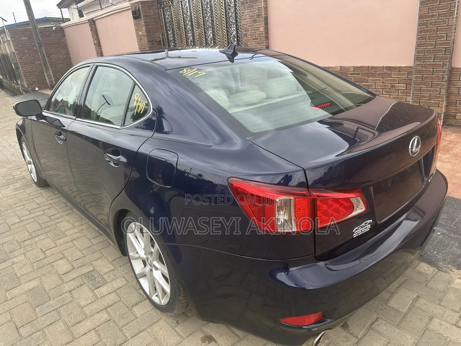 Lexus IS 2012 Blue