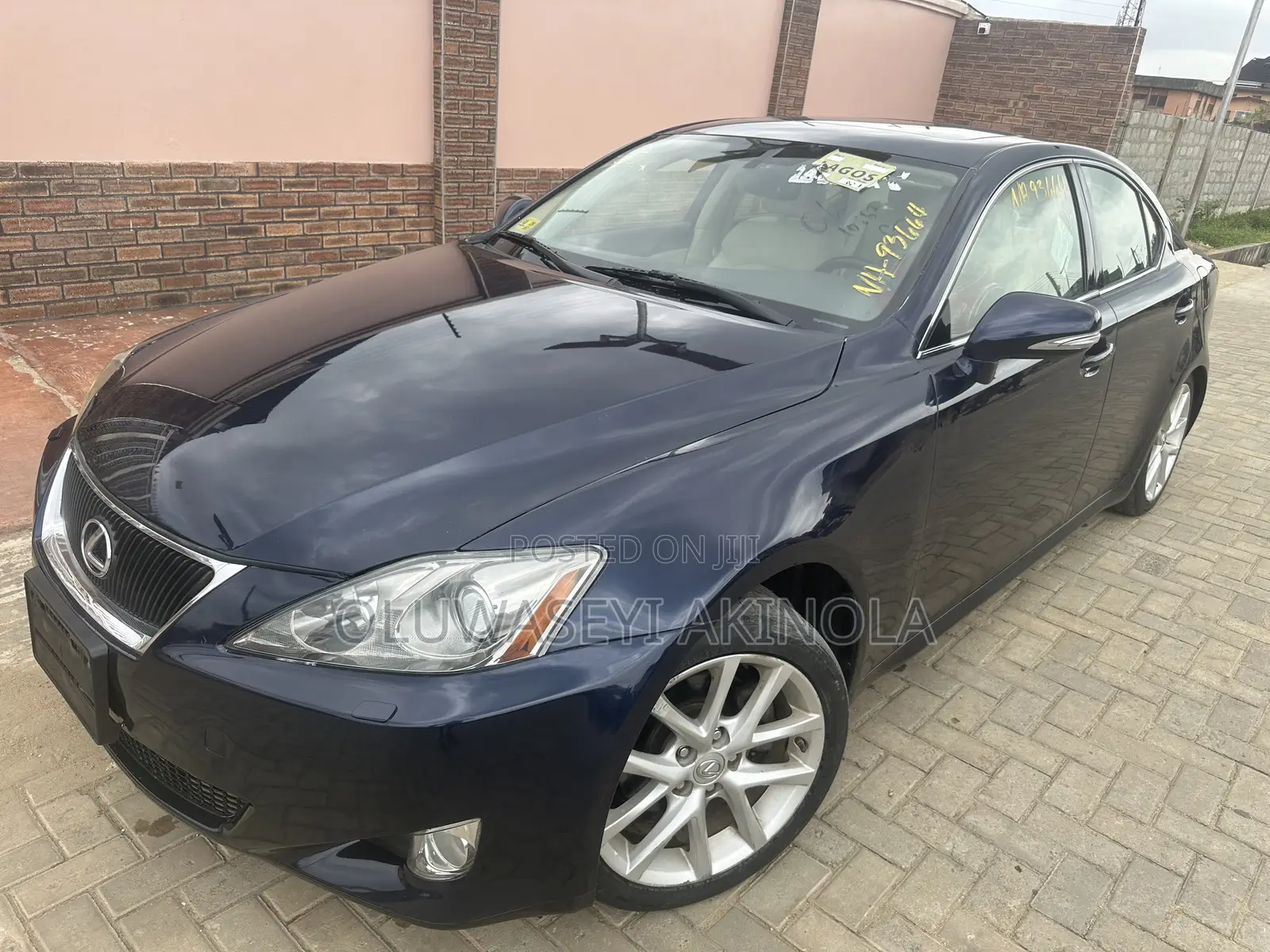 Lexus IS 2012 Blue