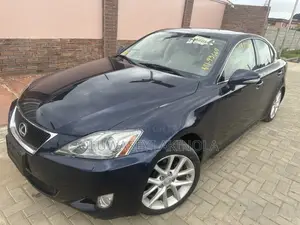 Lexus IS 2012 Blue