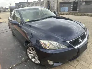 Lexus IS 2012 Blue