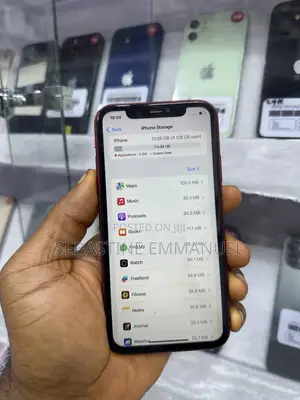 Apple iPhone 11 128 GB Red
