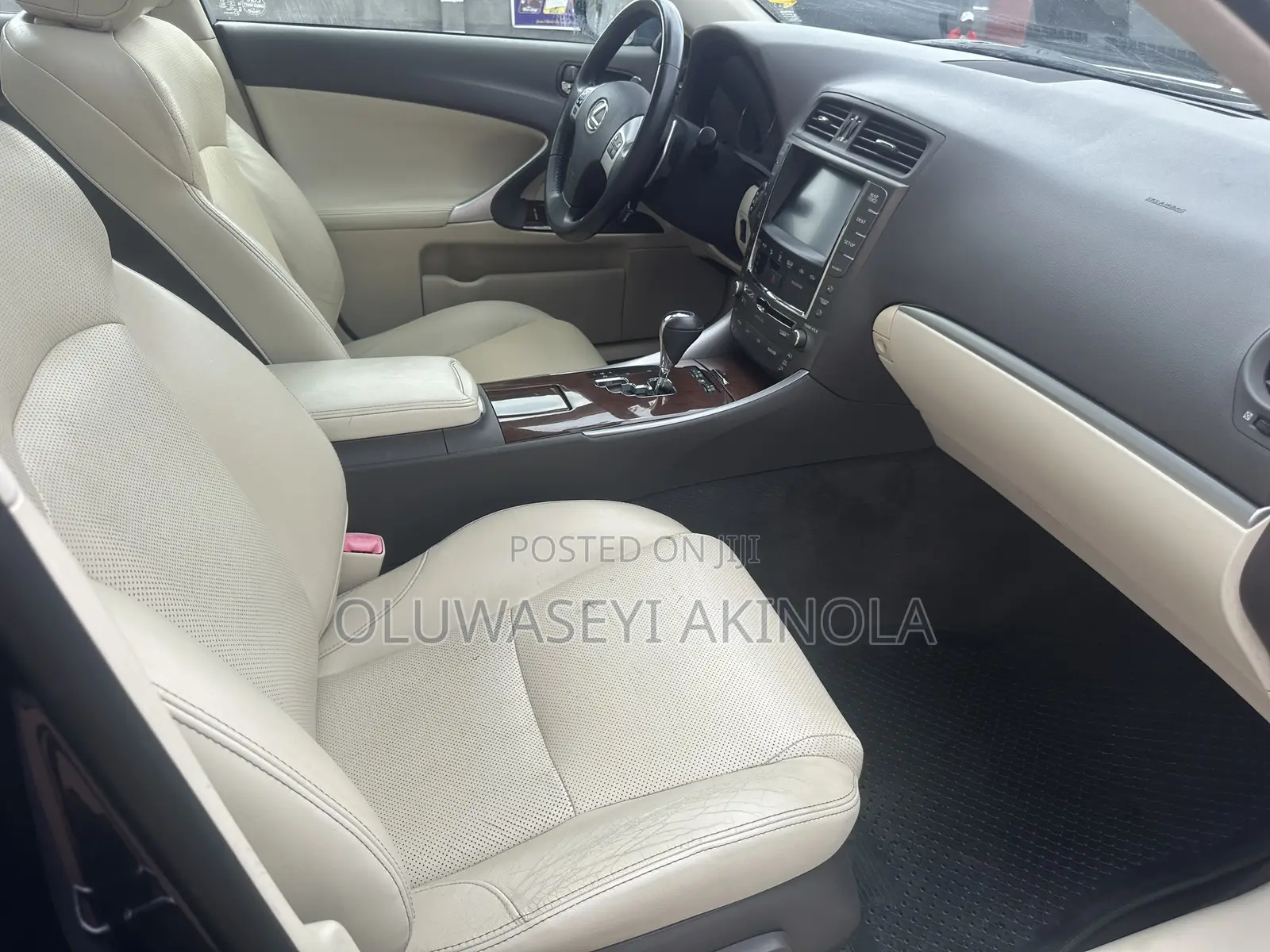 Lexus IS 2012 Blue