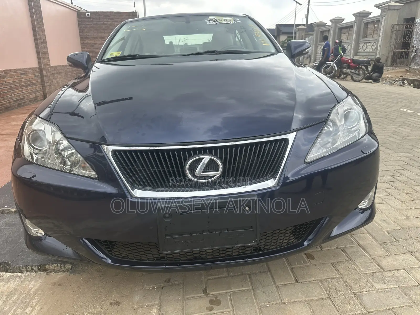 Lexus IS 2012 Blue