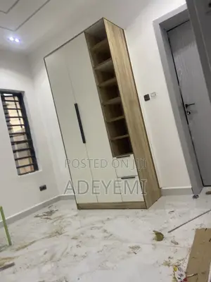 Expert Carpenter in Ajah - Wardrobes, Kitchens, Beds