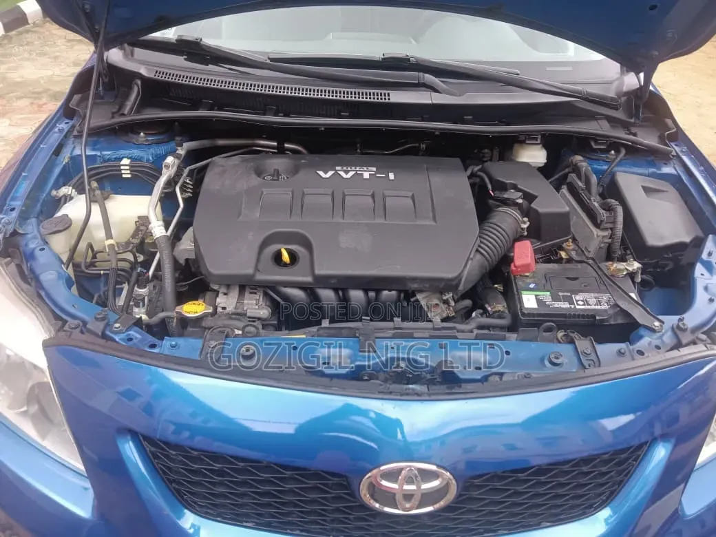 Toyota Corolla 2010 Blue