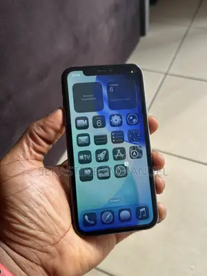 Apple iPhone 11 64 GB Black