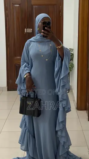 Am Selling Chiffon Abayas and Veil
