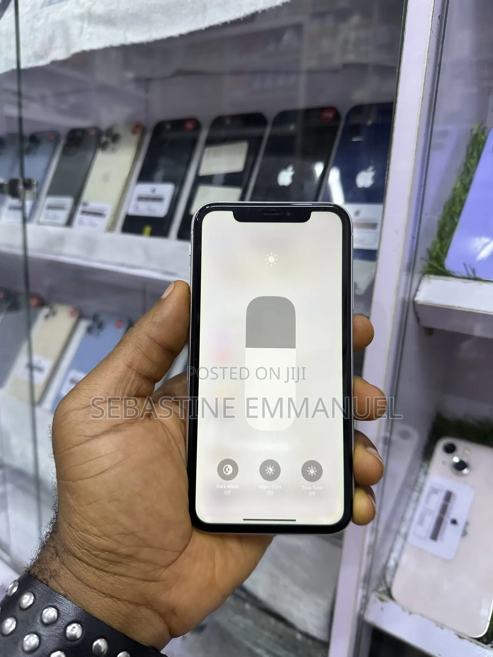 Apple iPhone XR 64 GB White