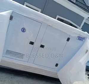300kva Perkins Soundproof Diesel Generator