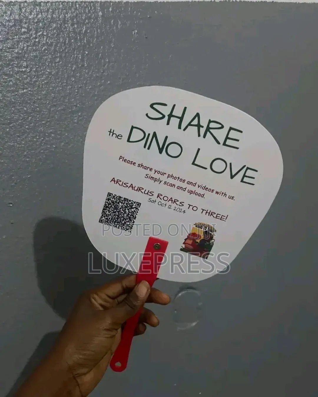 Hand Fans | Customized & Printed Hand Fans