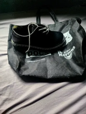 Dr Martens Shoe