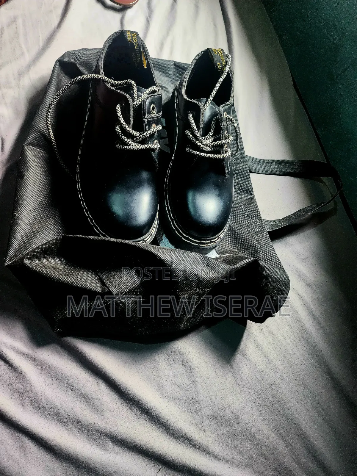 Dr Martens Shoe