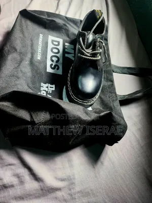 Dr Martens Shoe