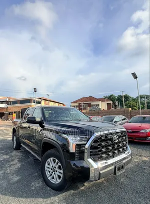 Toyota Tundra 2022 Gray