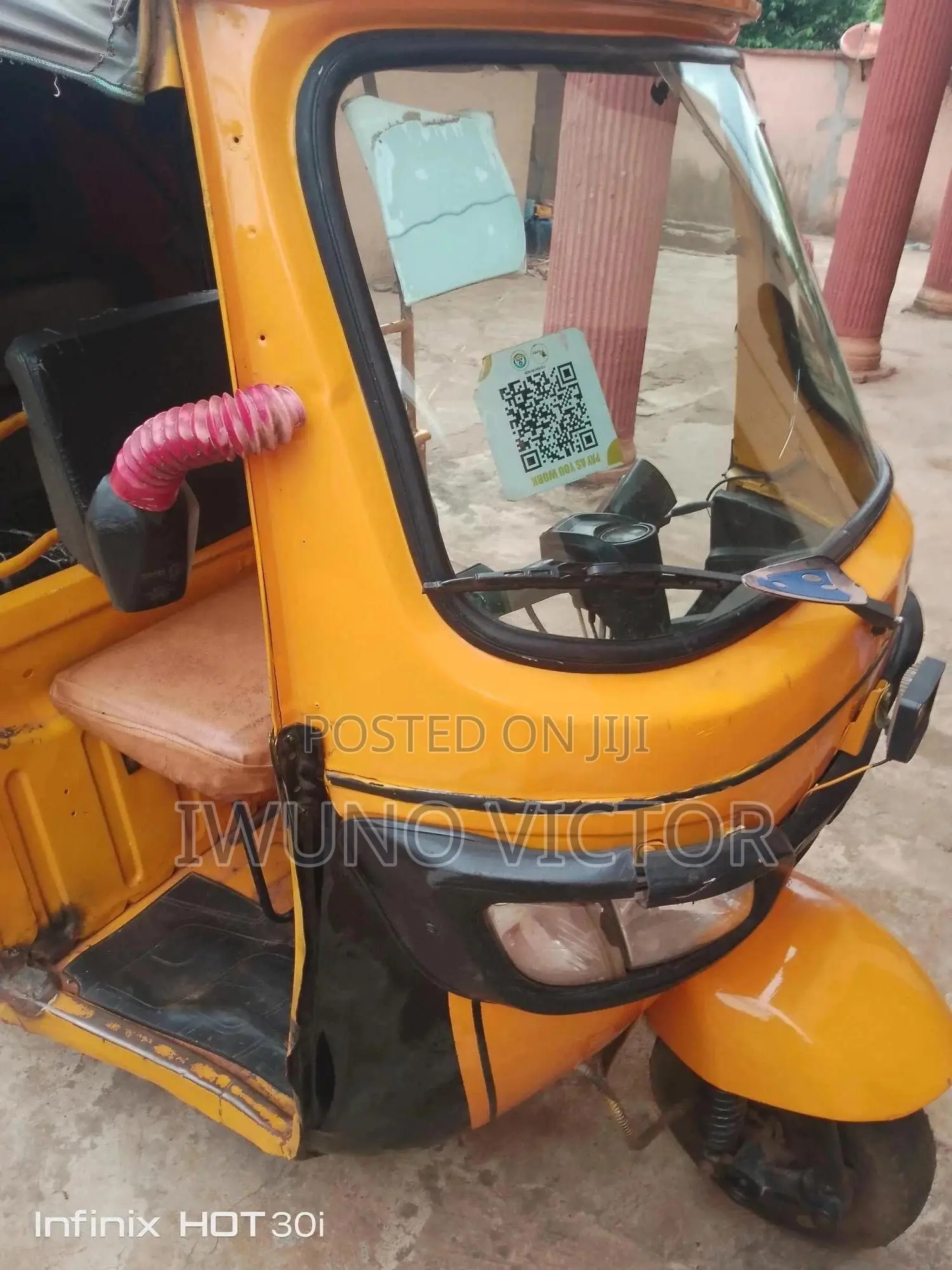 TVS King Cargo 2022 Yellow