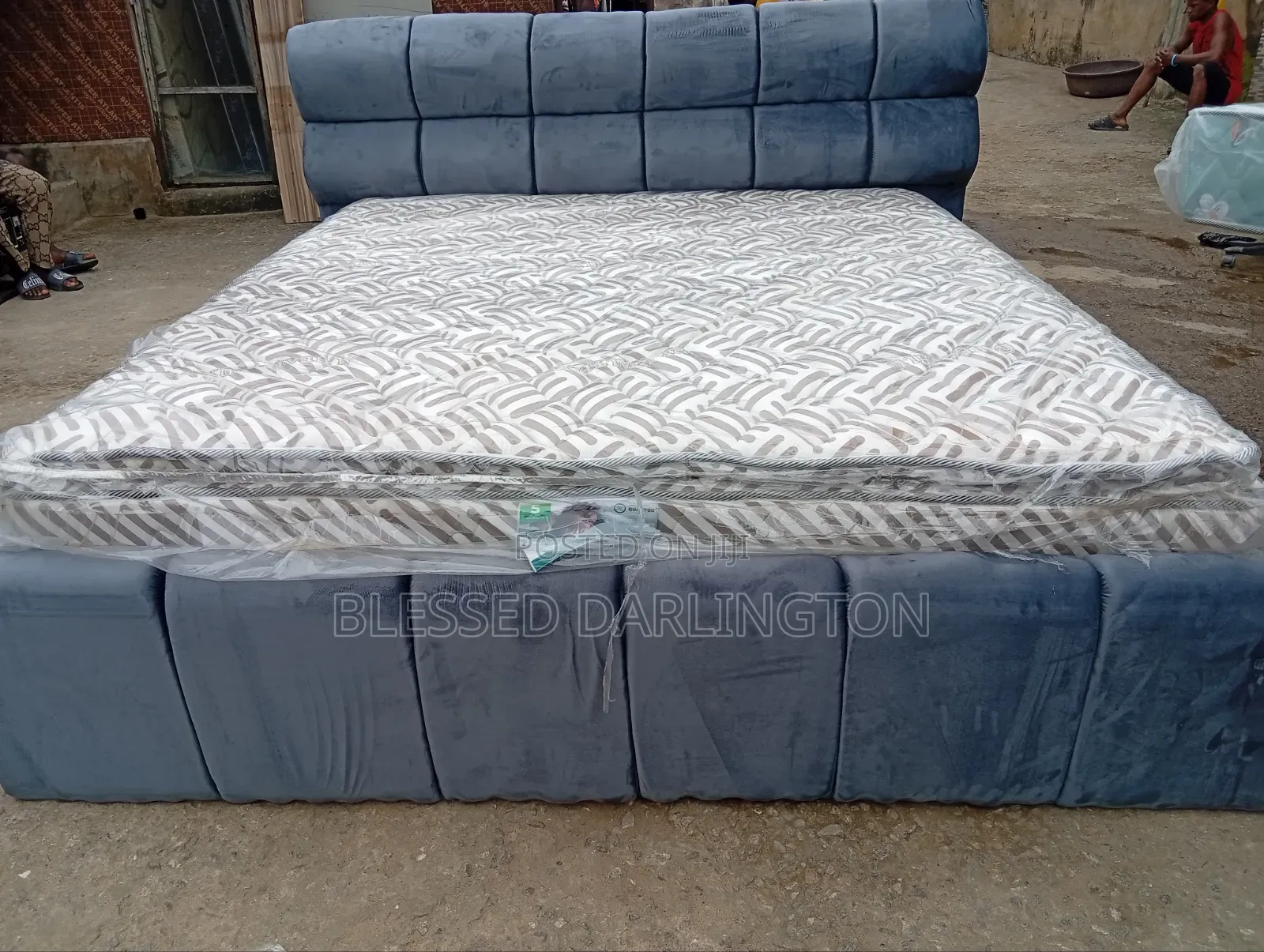 6/6 King Size Luxury Bed Frame