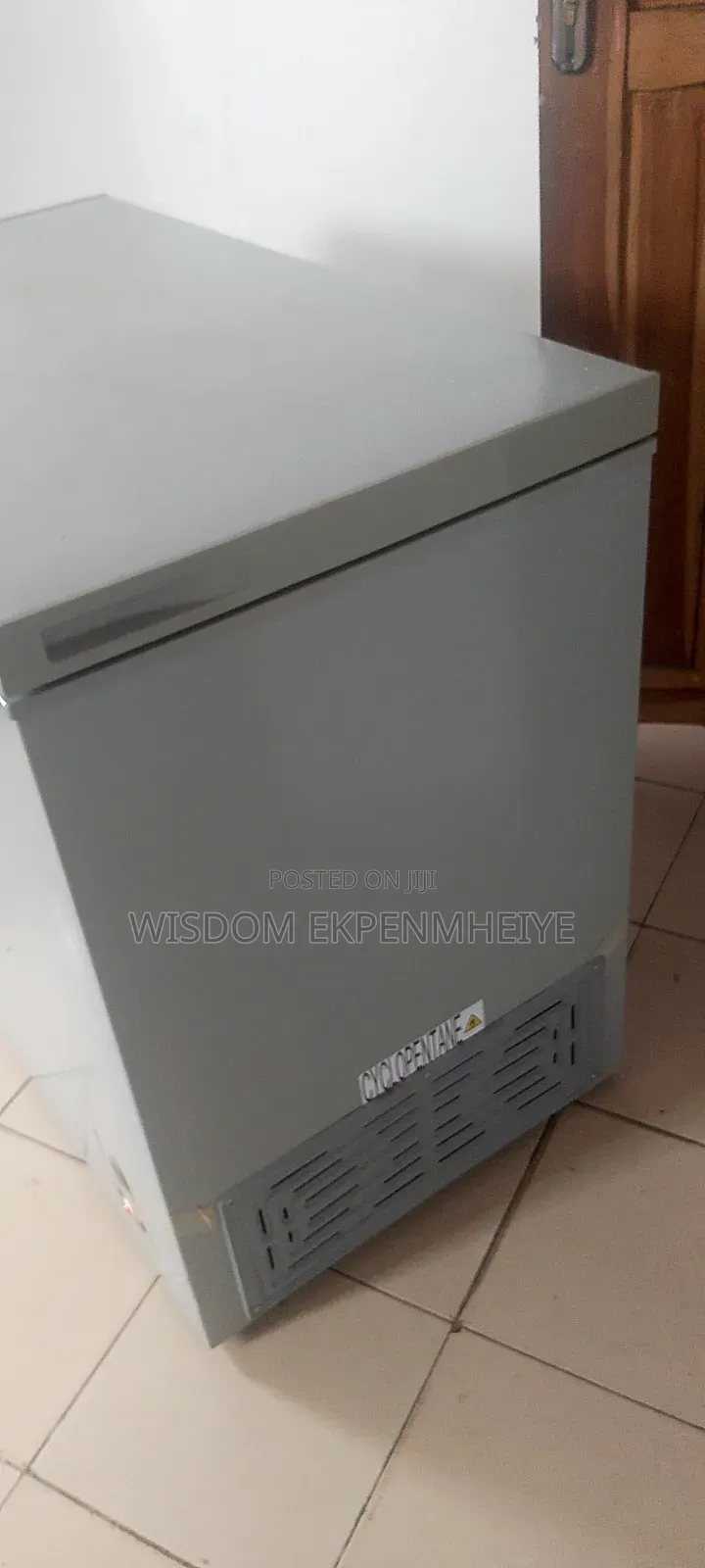 250 Liters Hisense Deep Freezer