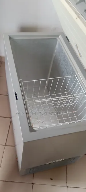 250 Liters Hisense Deep Freezer