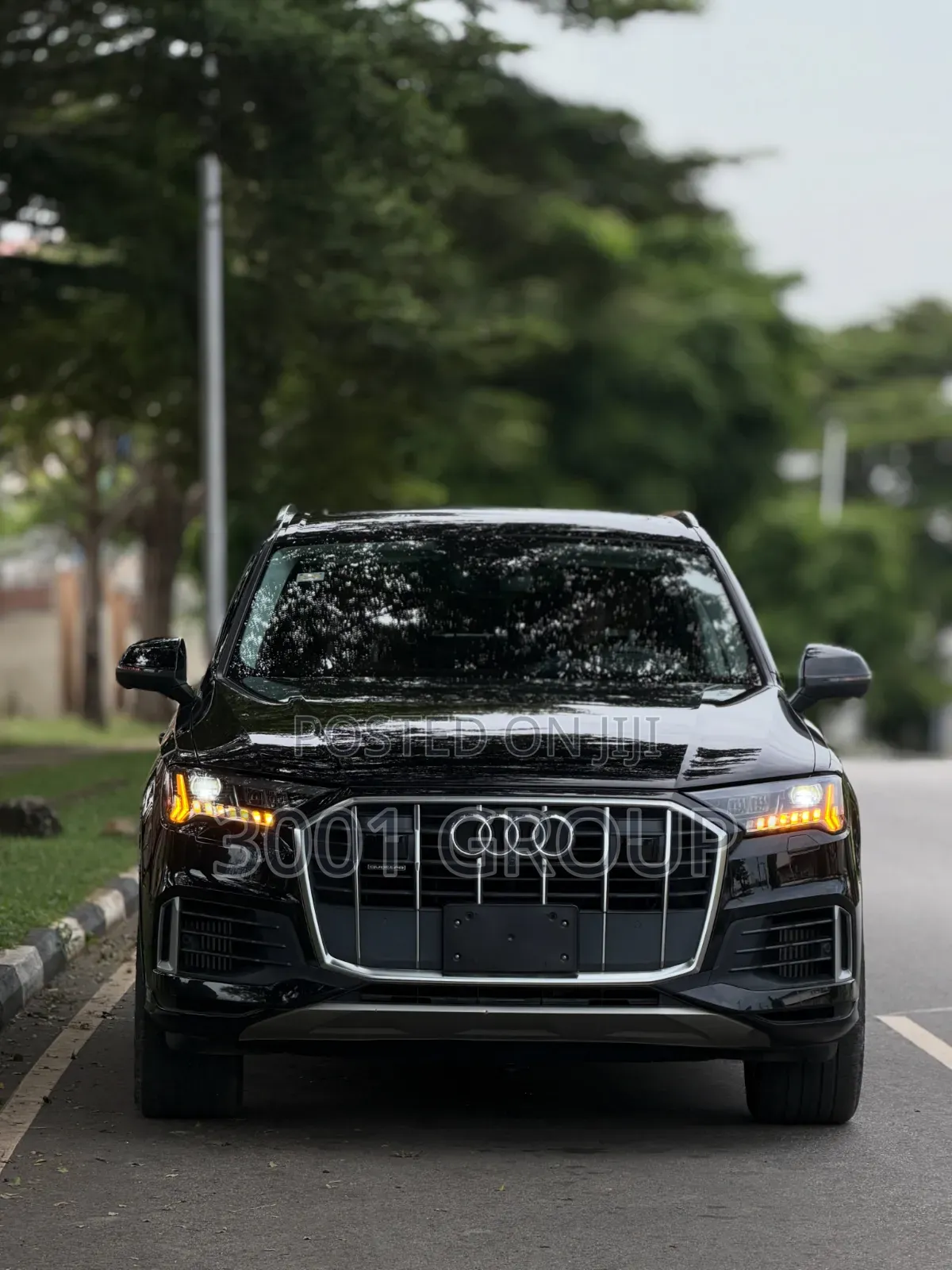Audi Q7 2022 Black