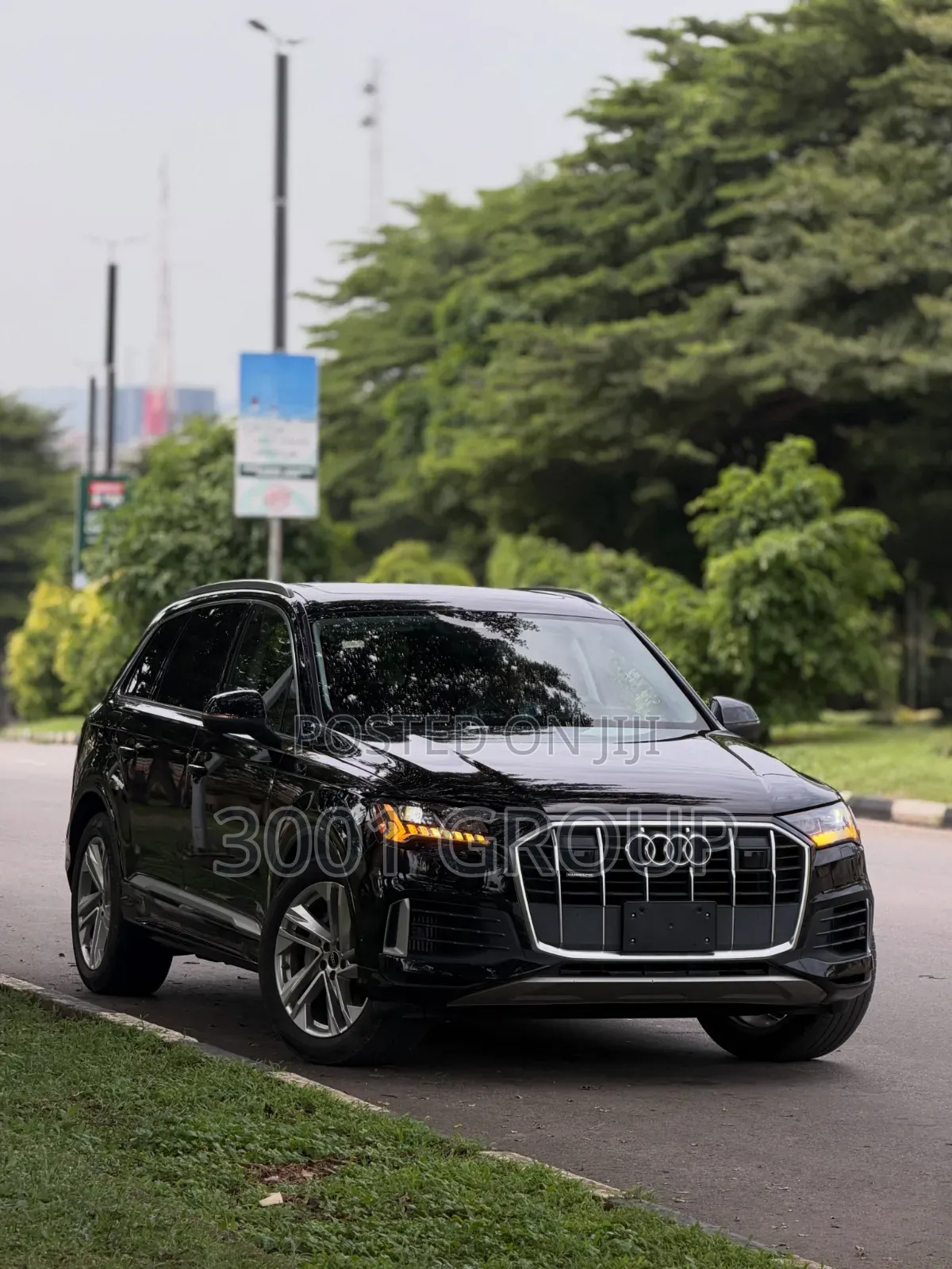Audi Q7 2022 Black