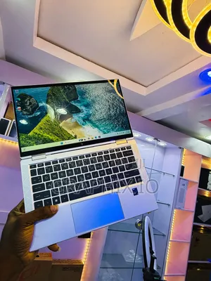 Laptop HP EliteBook 1030 16GB SSD 256GB