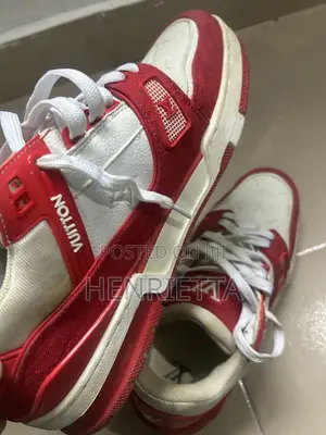Original Male LV Sneakers