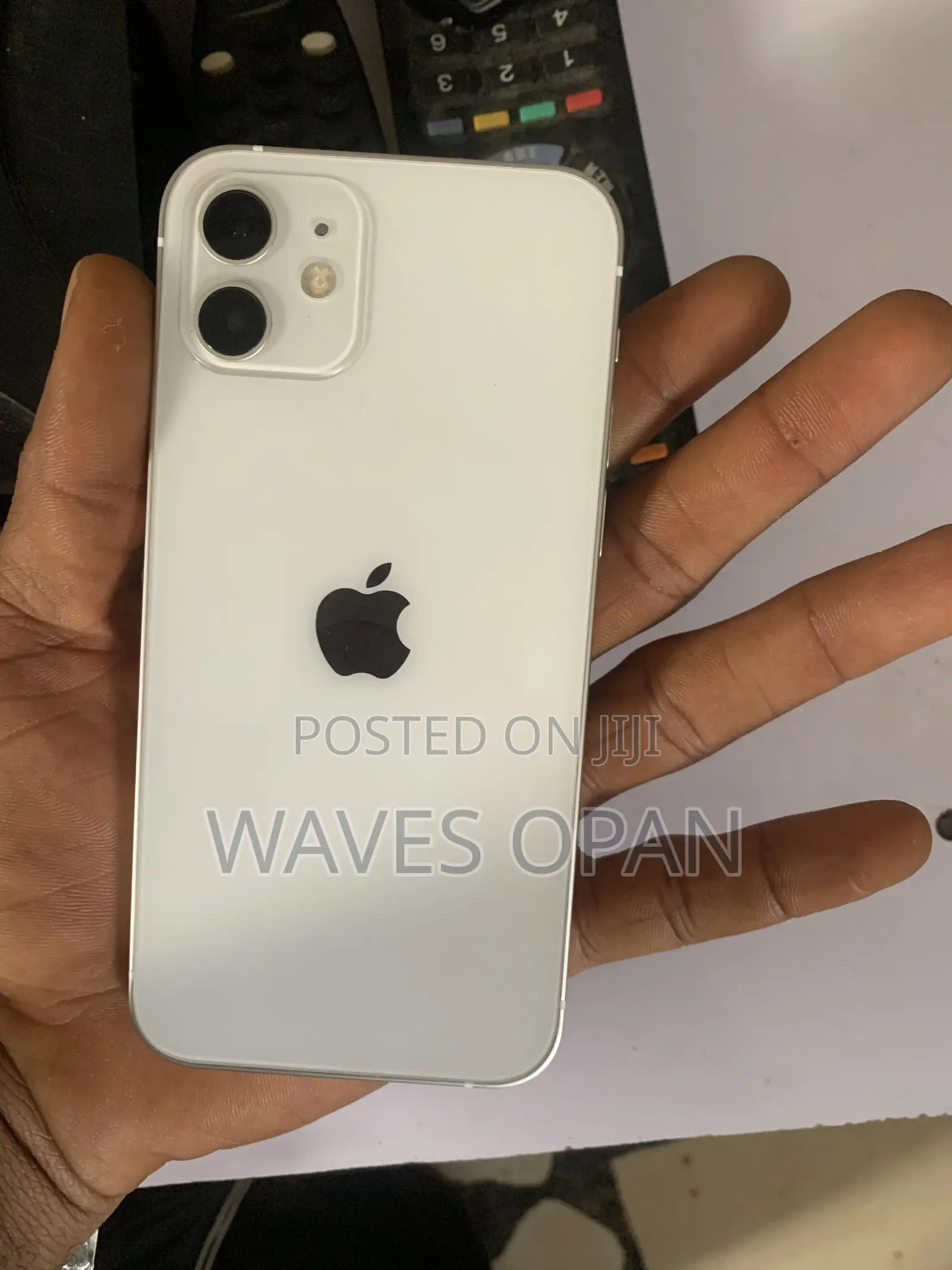 Apple iPhone 12 64 GB White