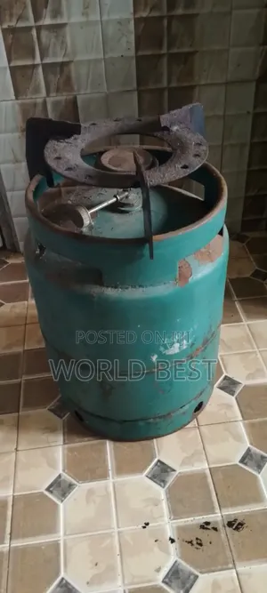 Used 12.5kg Cooking Gas Cylinder Working Perfectly