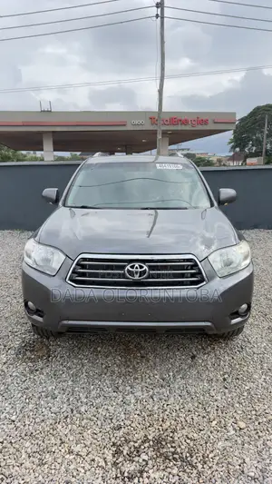 Toyota Highlander Limited 2010 Gray