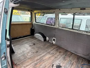 Volkswagen Transporter 2005 White