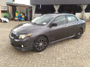 Toyota Corolla XRS 4dr Sedan (2.4L 4cyl 5A) 2010 Gray
