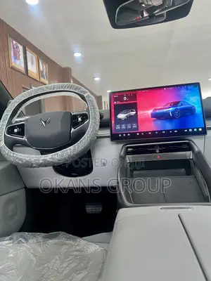 New Arcfox alphaS5 272hp FWD 2025 Silver