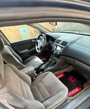 Honda Accord 2004 Gray