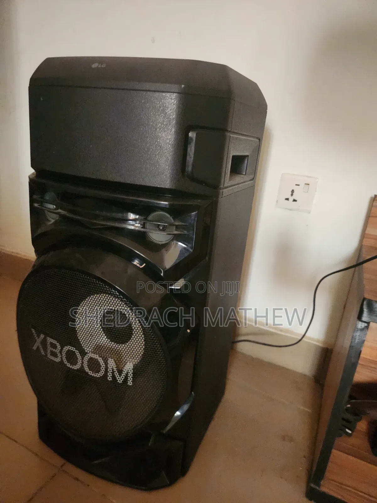 LG Xboom Rn5(9d)