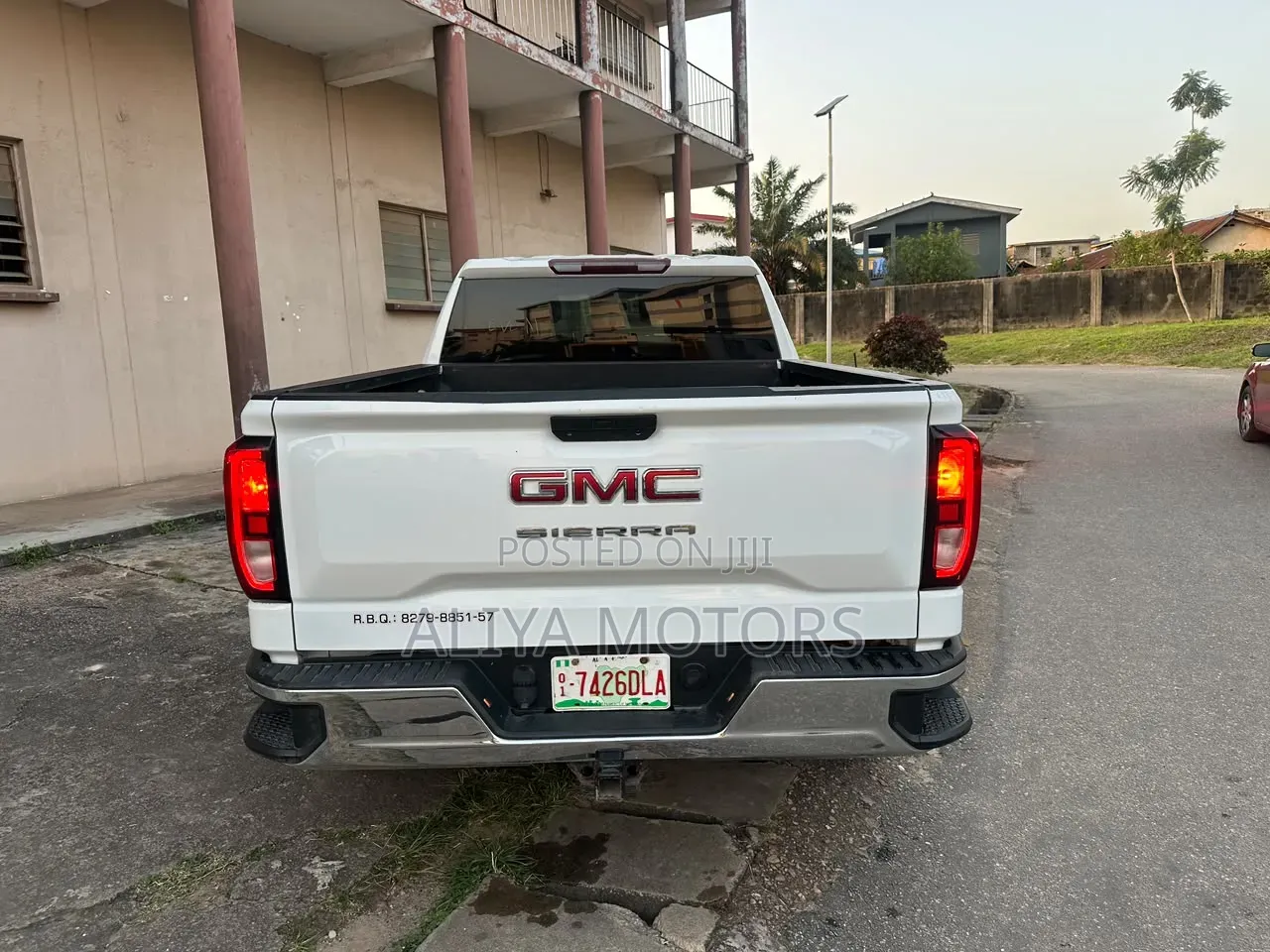 GMC Sierra 2020 White