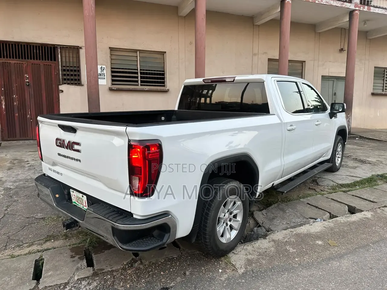 GMC Sierra 2020 White