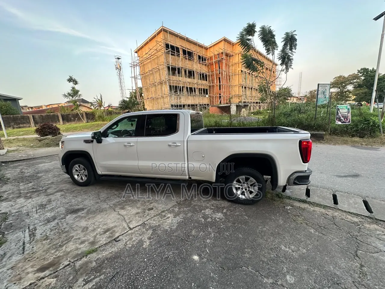 GMC Sierra 2020 White