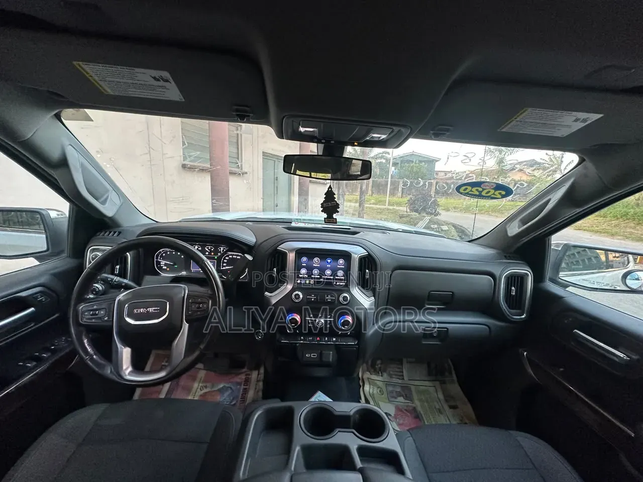 GMC Sierra 2020 White