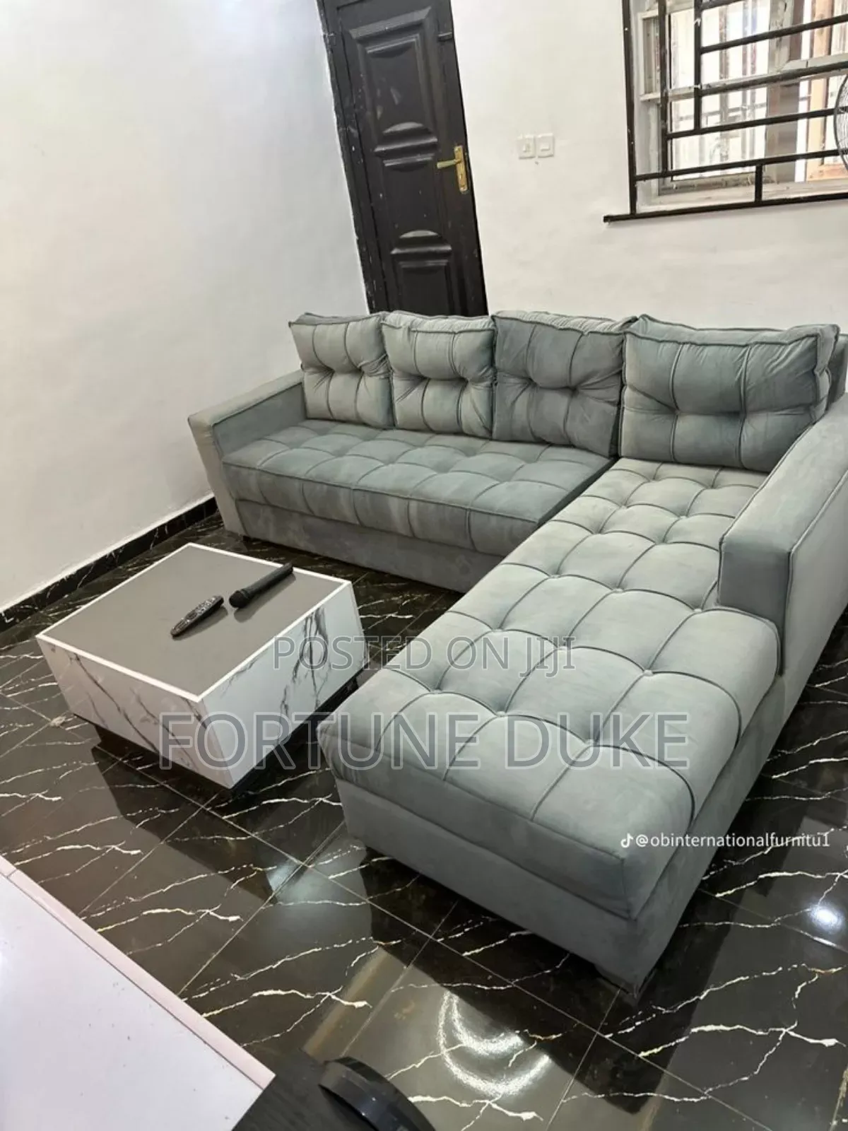 Beautiful Quality Standard Sofa (Couch or Centre Seaters)
