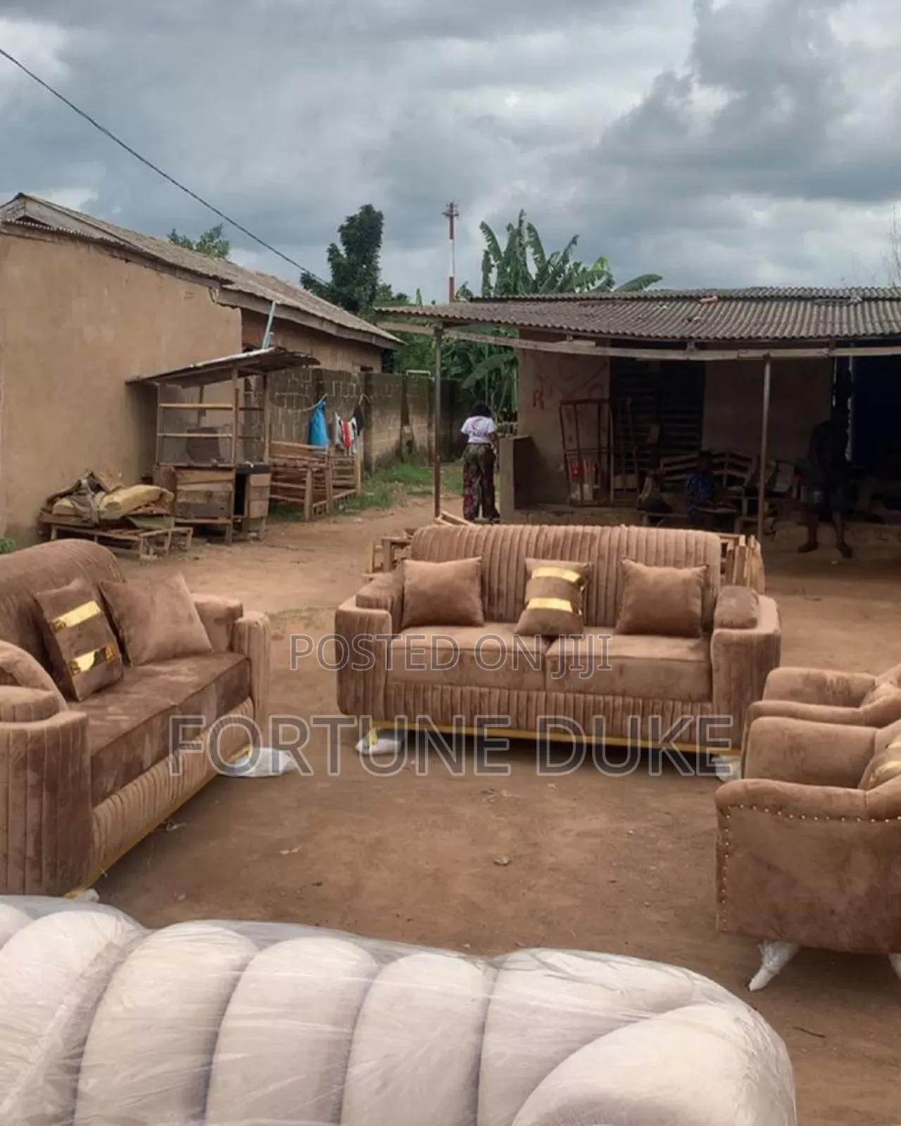 Beautiful Quality Standard Sofa (Couch or Centre Seaters)