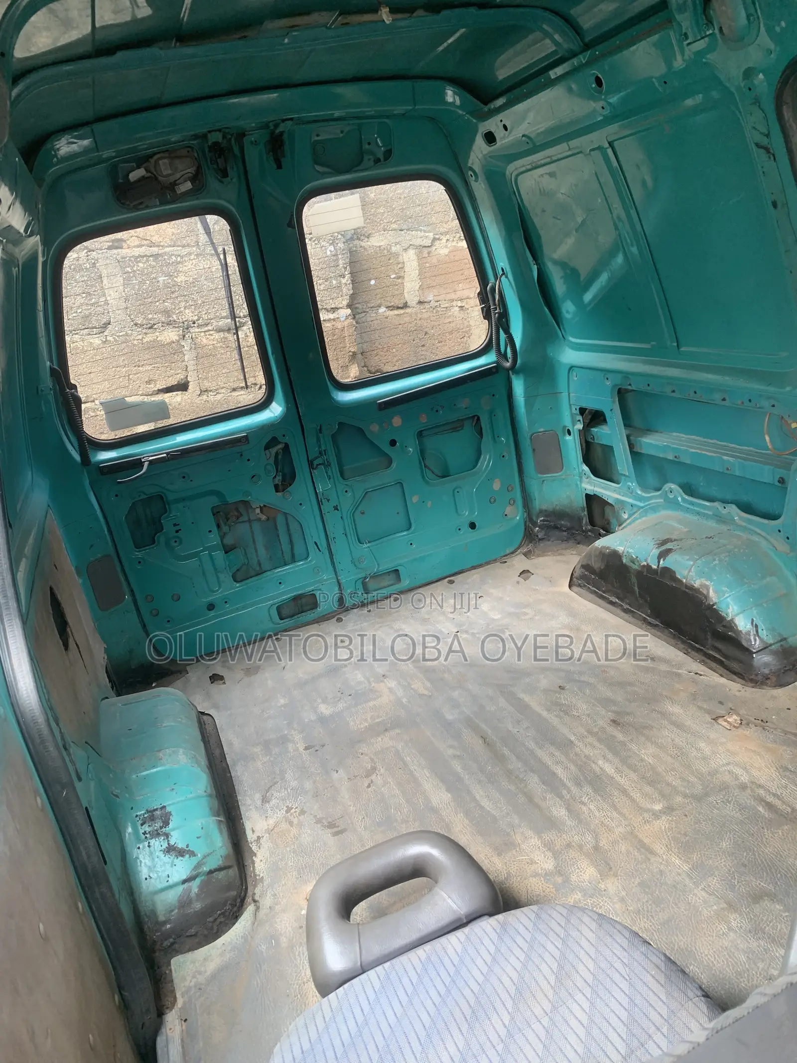 Nissan Caravan (Urvan) 2006 Green