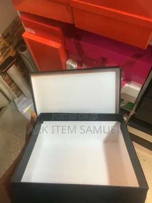 Good Plain Gift Box