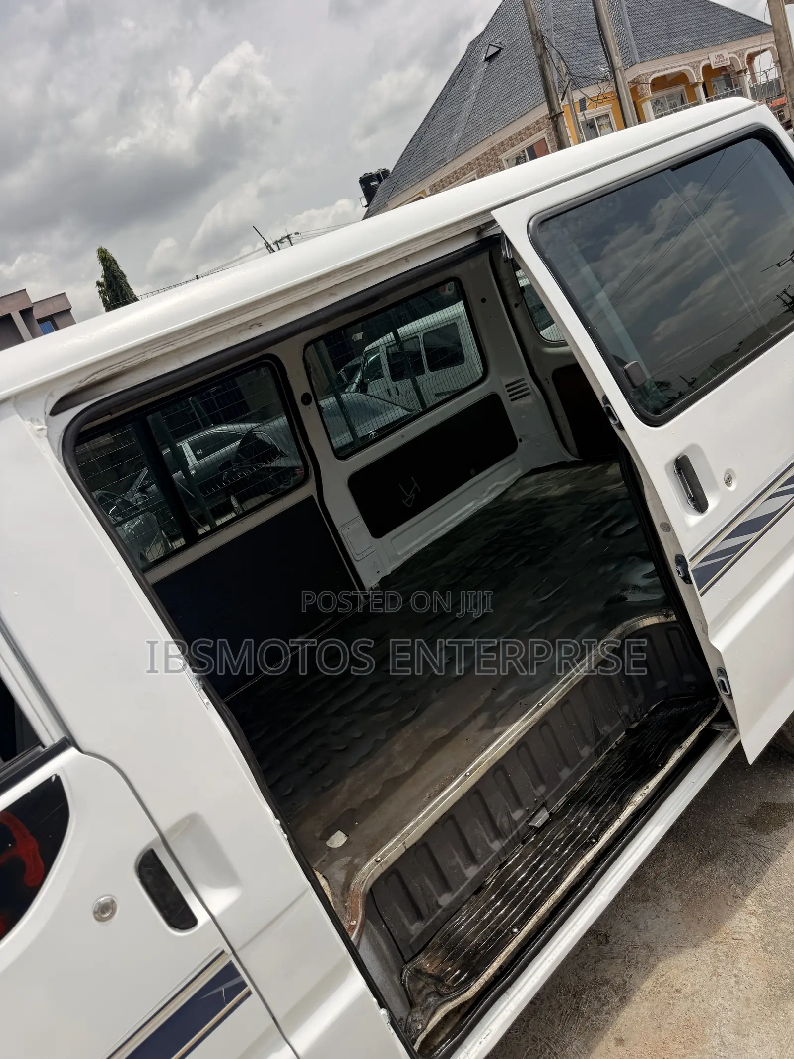 Mazda Bongo 2007 White