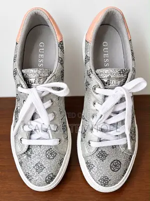 Guess Shoe